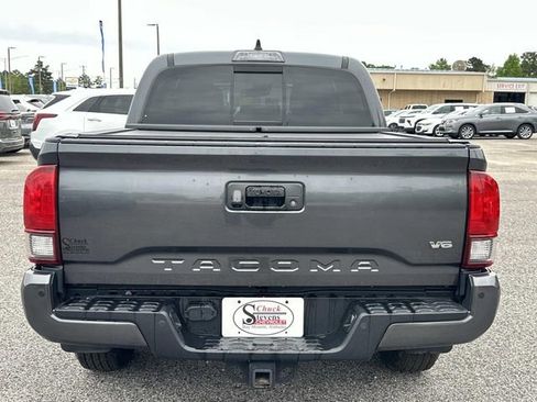 Used 2022 Toyota Tacoma SR5 image 4