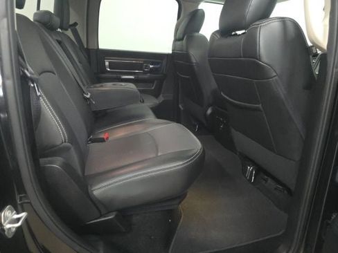 Used 2016 RAM 1500 Laramie w/ Convenience Group AWD/4WD image 8