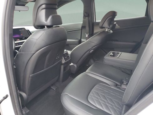 Used 2023 Kia Sportage X-Line image 6