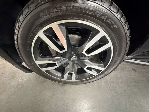 Used 2020 Chevrolet Tahoe LT RWD image 32