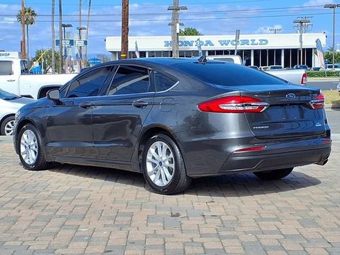Used 2020 Ford Fusion SE FWD image 7