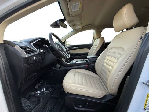 Used 2021 Ford Edge SEL image 9