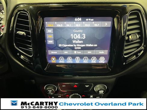 Used 2019 Jeep Compass Limited image 21