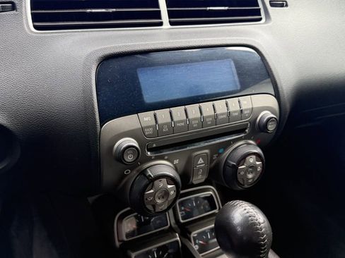 Used 2010 Chevrolet Camaro SS image 4