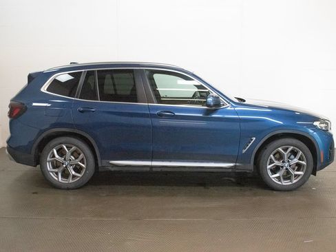 Used 2023 BMW X3 xDrive30i w/ Premium Package AWD/4WD image 3