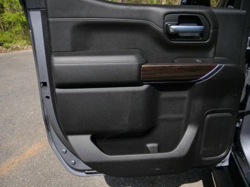 Used 2021 Chevrolet Silverado 1500 LT Trail Boss w/ Bed Protection Package image 28