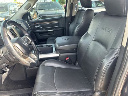 Used 2017 RAM 1500 Laramie w/ Convenience Group image 13