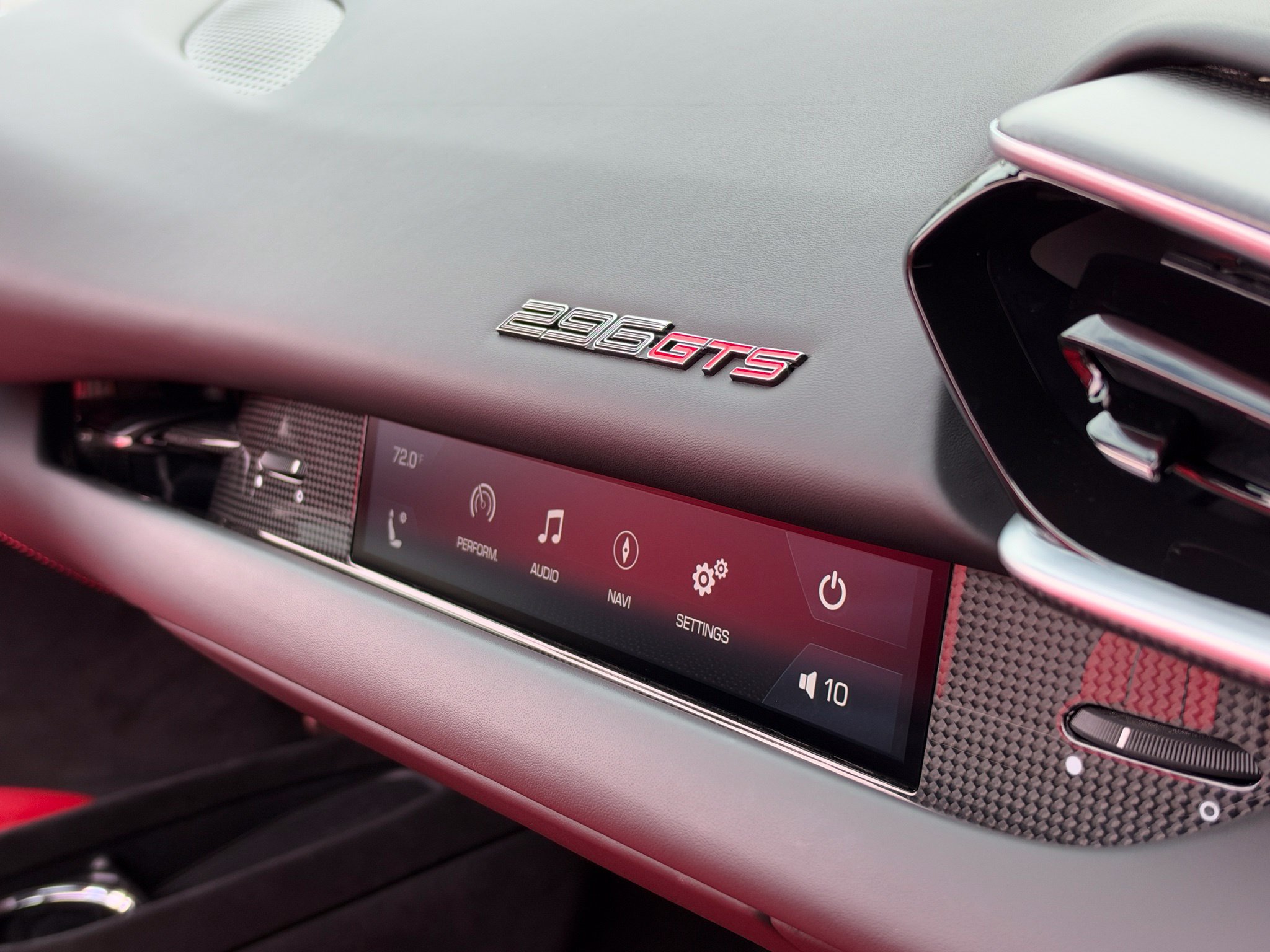 Used 2023 Ferrari 296 GTS RWD image 39