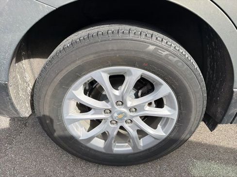 Used 2018 Chevrolet Equinox LT image 10
