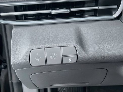 New 2026 Hyundai Elantra Hybrid FWD image 9