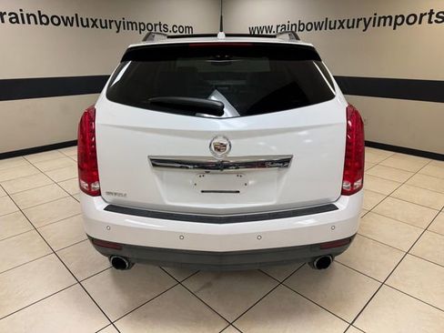 Used 2011 Cadillac SRX Luxury image 5