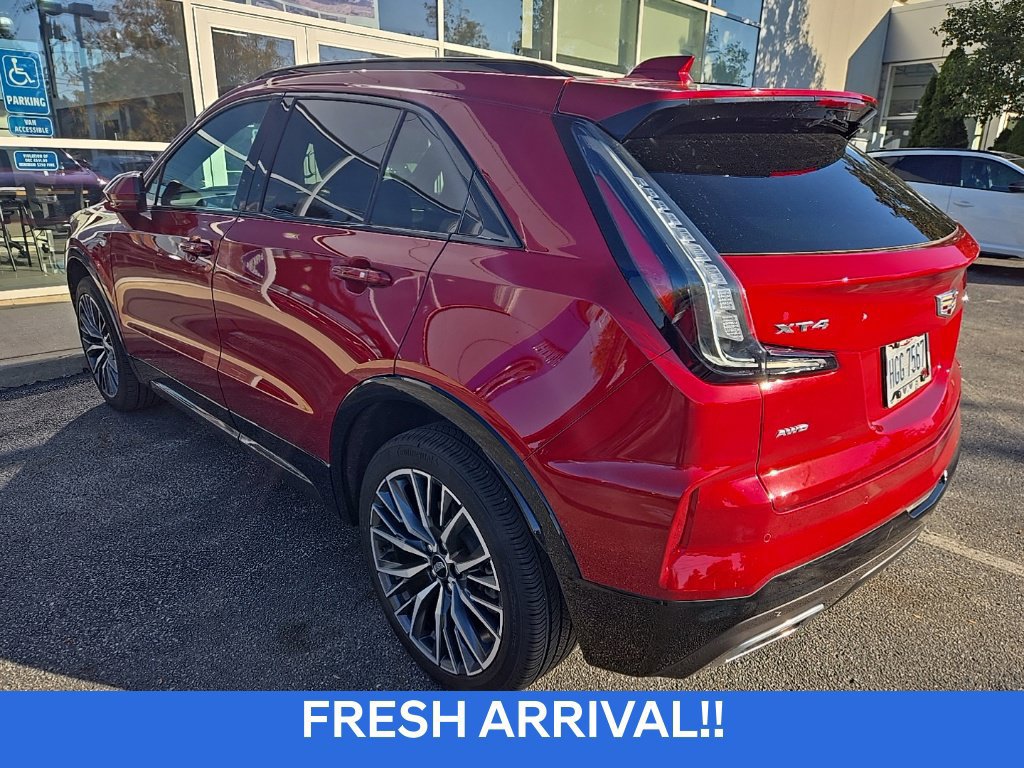 Used 2024 Cadillac XT4 Sport AWD/4WD image 5