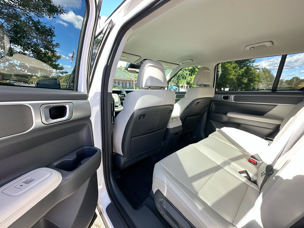 Used 2026 Hyundai Santa Fe SEL FWD image 17