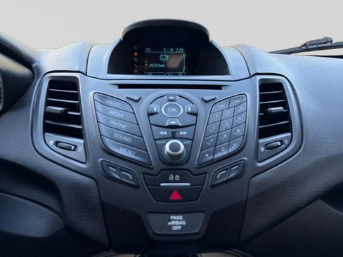 Used 2017 Ford Fiesta SE FWD image 21