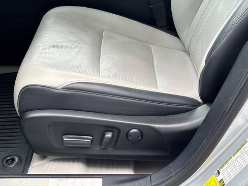 Used 2018 Lexus RX 350 FWD w/ Premium Package image 21