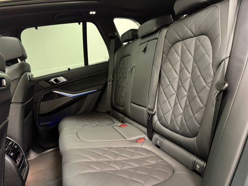 Used 2026 BMW X5 xDrive40i w/ M Sport Package image 26