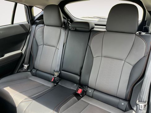 Certified 2024 Subaru Crosstrek 2.5i Limited w/ Crosstrek Mirror Package image 13