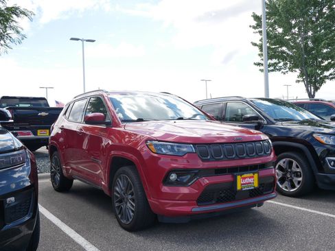 Used 2022 Jeep Compass Limited AWD/4WD image 1