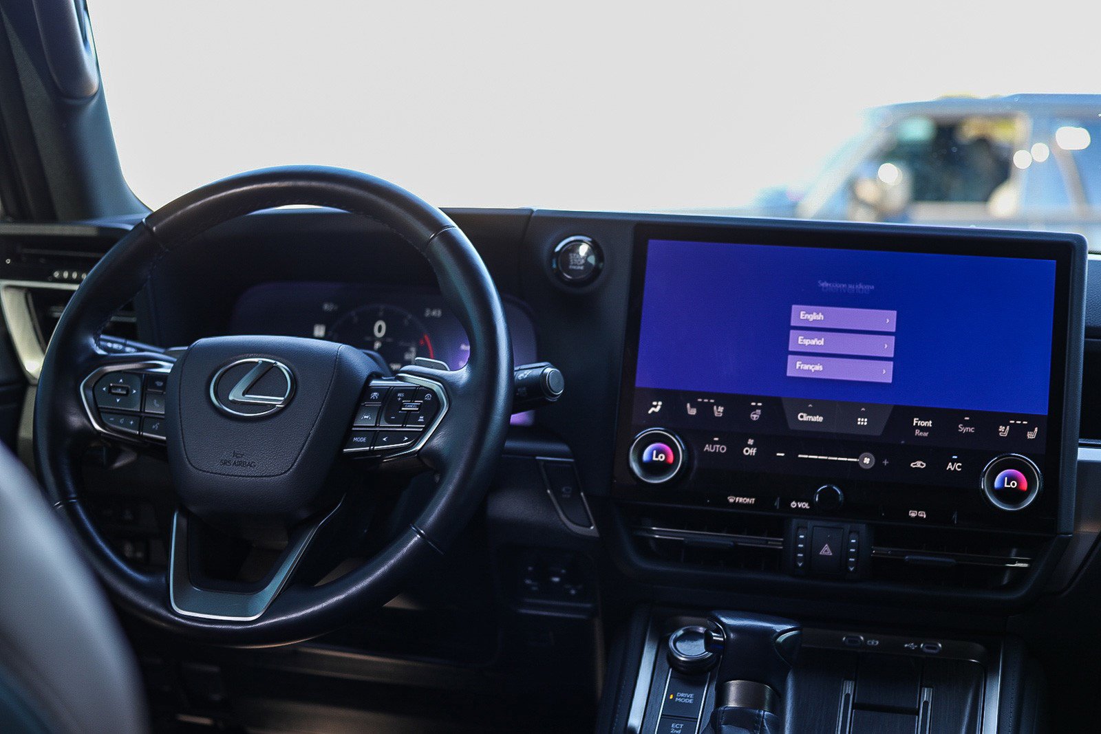 Used 2024 Lexus GX 550 w/ Cold Area Package AWD/4WD image 12