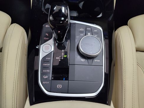 Used 2025 BMW 330i xDrive Sedan w/ M Sport Package image 14