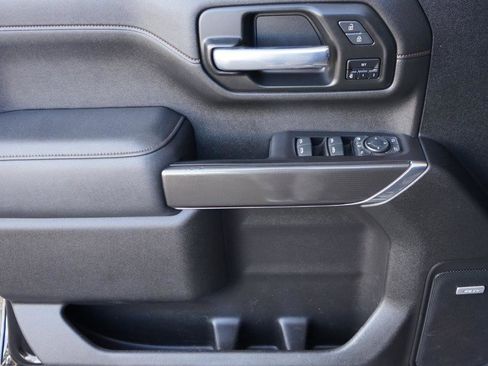 Used 2021 GMC Sierra 2500 AT4 w/ AT4 Premium Plus Package image 9