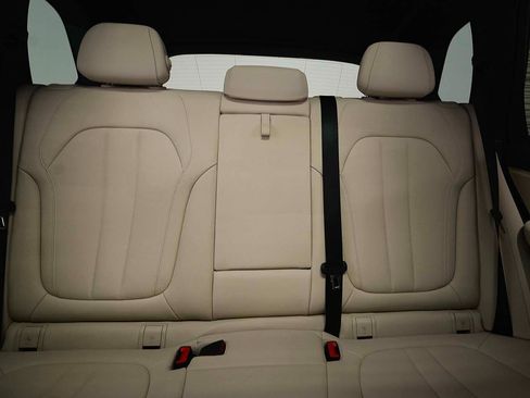 Used 2021 BMW X5 sDrive40i w/ Convenience Package RWD image 9