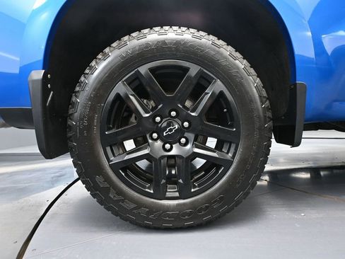 Used 2024 Chevrolet Silverado 1500 RST w/ Z71 Off-Road Package AWD/4WD image 17