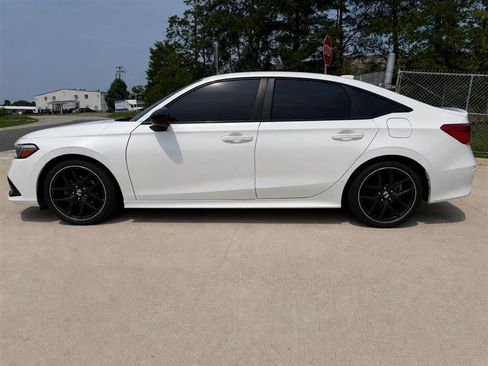 Used 2022 Honda Civic Sport image 4