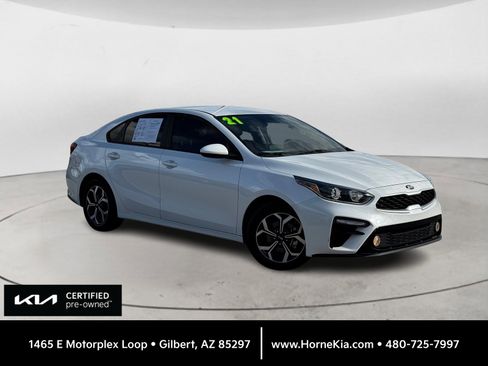 Certified 2021 Kia Forte LXS image 1