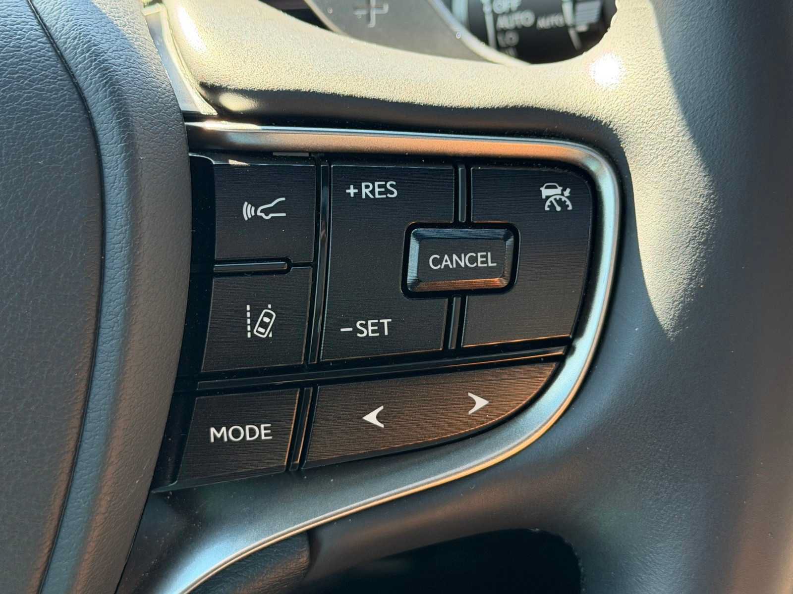 Used 2023 Lexus ES 350 w/ Premium Package FWD image 18