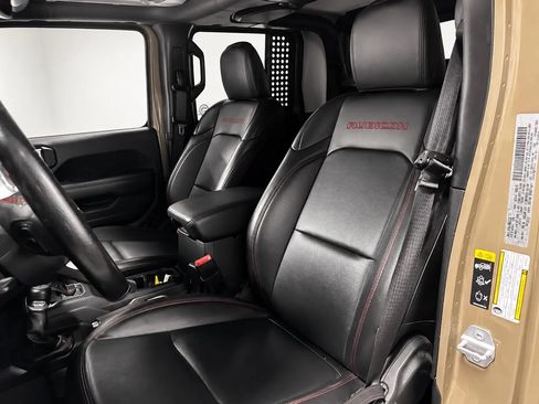Used 2020 Jeep Gladiator Rubicon AWD/4WD image 12