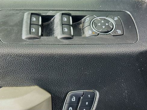 Used 2017 Ford F150 Lariat image 21