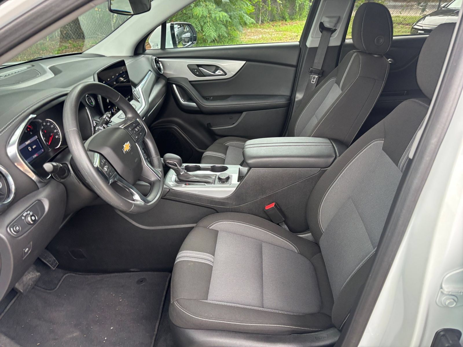 Used 2026 Chevrolet Blazer LT FWD image 26