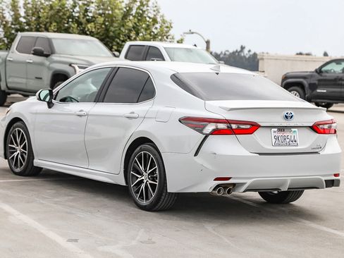 Certified 2024 Toyota Camry SE w/ Cold Weather Package FWD image 8
