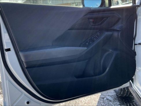 Certified 2025 Subaru Crosstrek 2.0i Premium image 26