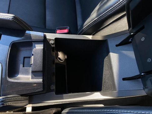 Used 2023 Nissan Maxima SL image 18