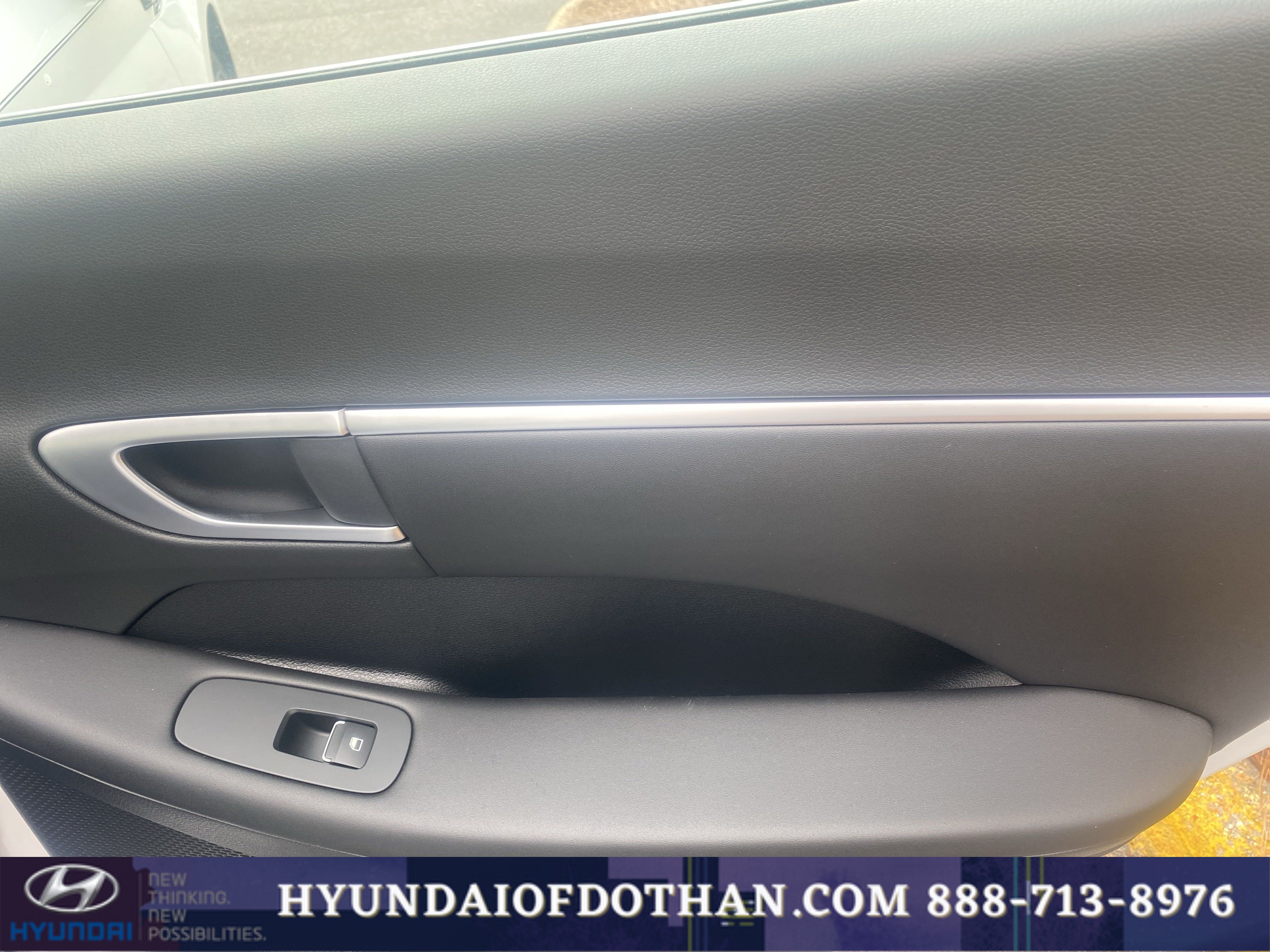 Certified 2025 Hyundai Sonata SEL FWD image 16