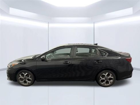 Used 2021 Kia Forte LXS FWD image 2