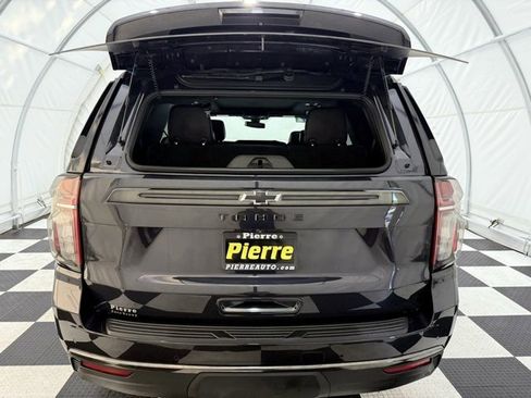 Used 2022 Chevrolet Tahoe Z71 w/ Luxury Package image 4