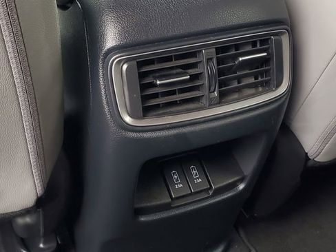 Used 2020 Honda CR-V Touring image 38