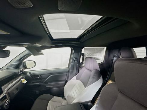 New 2026 Toyota Tacoma TRD Off-Road image 21