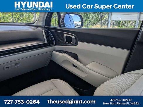 Used 2025 Kia Sorento S w/ Panoramic Sunroof Package FWD image 21