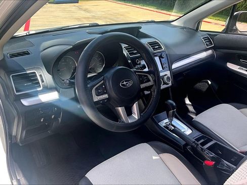 Used 2016 Subaru Crosstrek 2.0i Premium AWD/4WD image 17