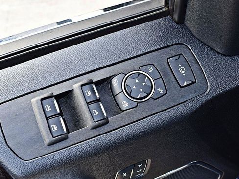 Used 2020 Ford F350 Lariat w/ Lariat Ultimate Package AWD/4WD image 47