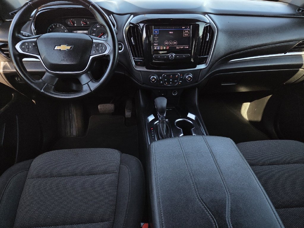 Used 2023 Chevrolet Traverse LT FWD image 8