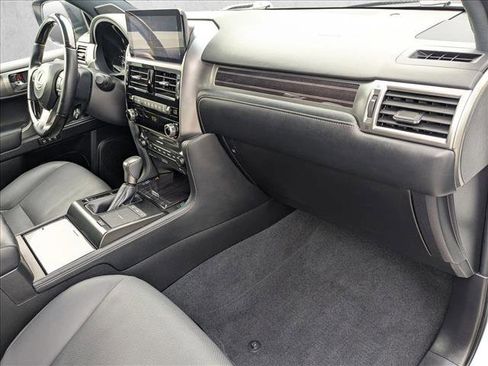 Used 2022 Lexus GX 460 Premium image 22