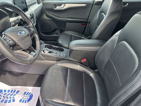 Used 2021 Ford Escape SEL w/ Technology Package image 13