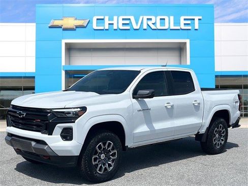 Certified 2025 Chevrolet Colorado Z71 w/ Technology Package image 1