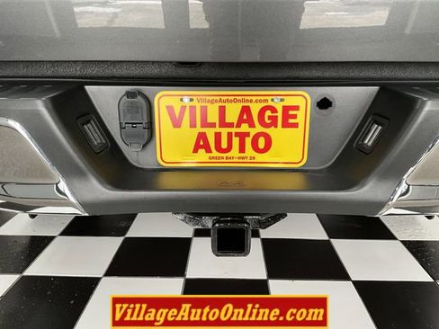 Used 2018 Ford F150 Lariat image 28