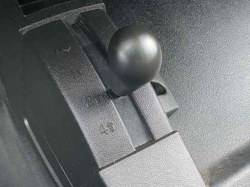 Used 2018 Chevrolet Silverado 2500 W/T w/ WT Convenience Package image 29